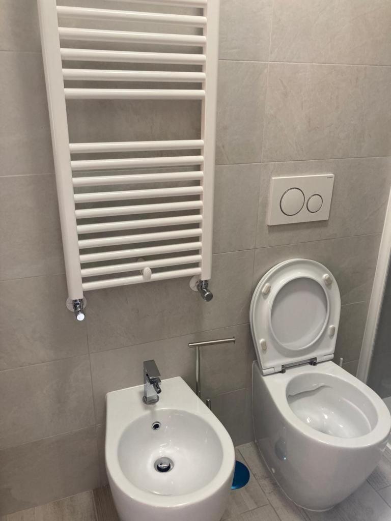 Colosseo Cozy Rooms B&B Рим Экстерьер фото